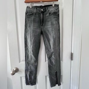Black orchid Los Angeles jeans. Zipper missing on front left leg. 27